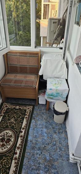 Apartament cu 2 camere semidecomandat în Km 4