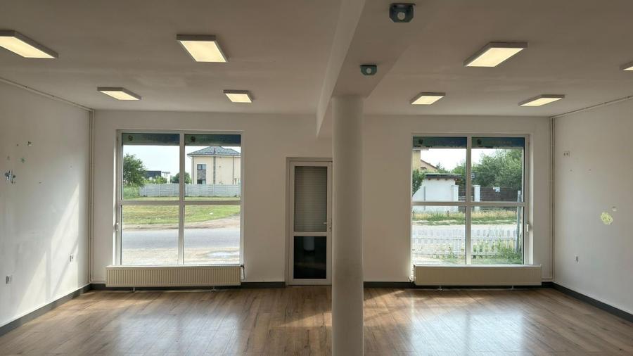 Spațiu comercial, de 90 mp, în Cornetu
