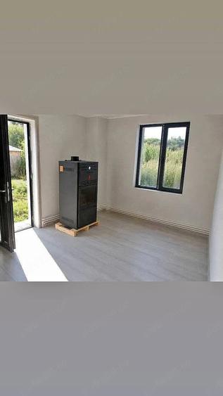 Casă cu Teren 1600 Mp în Central