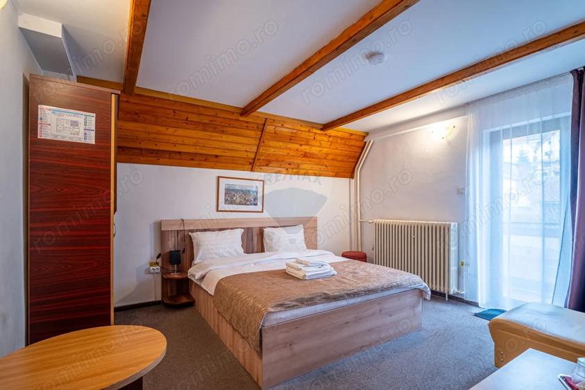 Apartament cu 4 camere decomandat, mobilat în Valea Alba