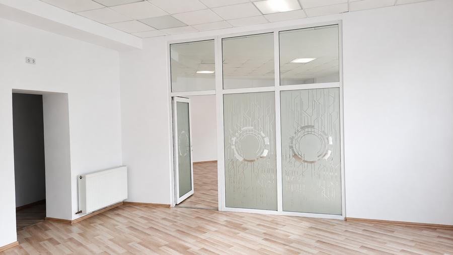 Spațiu comercial, de 500 mp, în Vitan-Bârzești