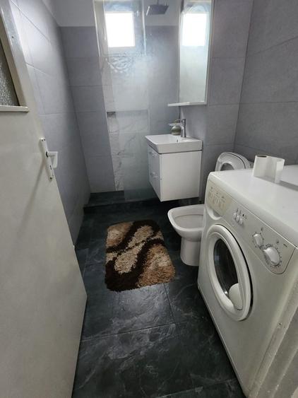 Apartament cu 3 camere decomandat în Ultracentral
