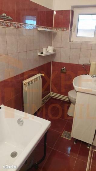 Casă cu 5 camere cu Canalizare în Tomis III