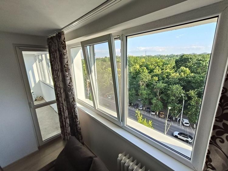 Apartament cu 2 camere semidecomandat, mobilat în Tineretului