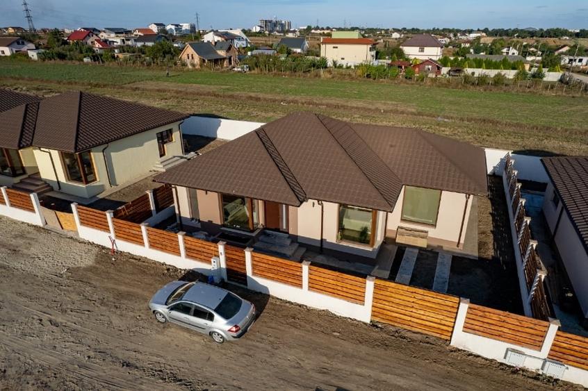 Teren Construcții intravilan de 400 mp, în Agigea