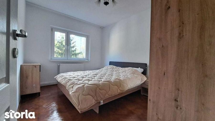 Apartament cu 4 camere în Mărăști