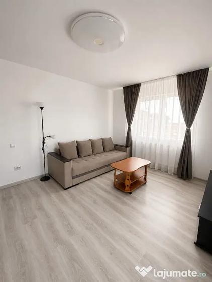Apartament cu 2 camere decomandat în Sânpetru