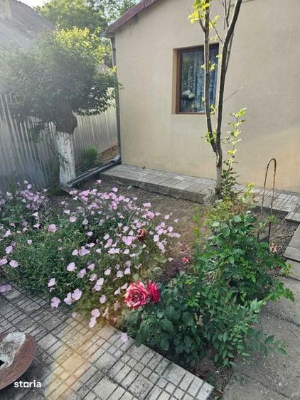 Casă cu 4 camere cu Teren 96 Mp în Oancea