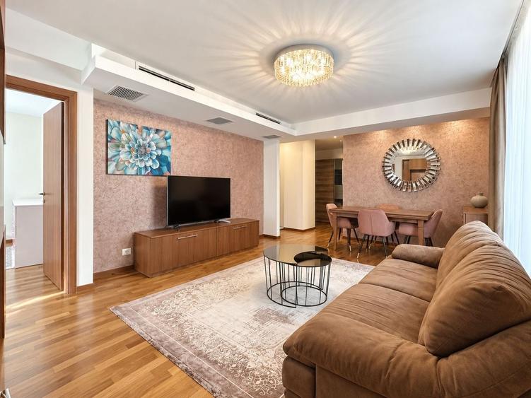 Apartament cu 3 camere decomandat, mobilat în Herăstrău