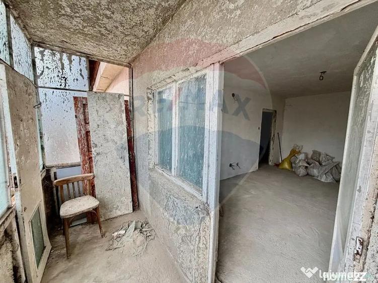 Apartament cu 4 camere decomandat în Brăilei