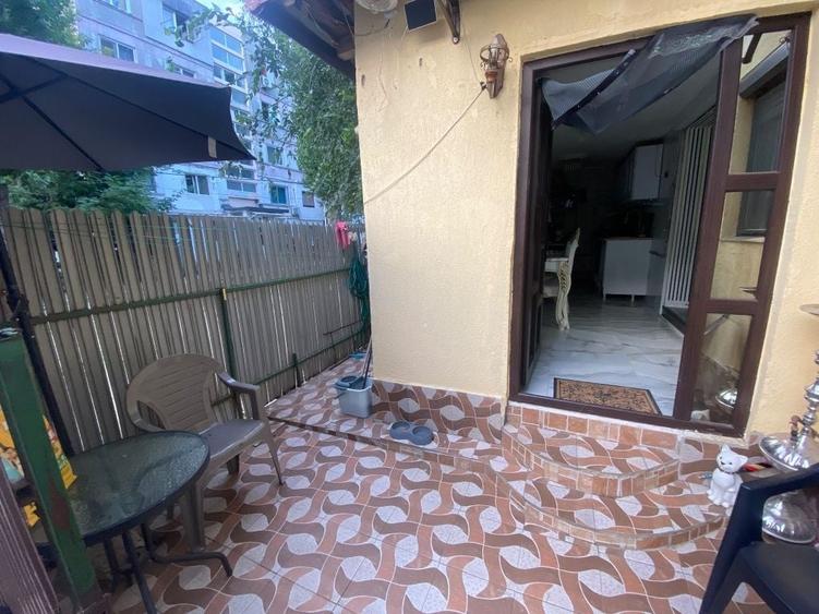 Apartament cu 3 camere semidecomandat în Central