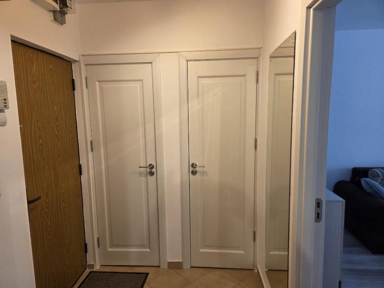 Apartament cu 2 camere decomandat în Drumul Taberei