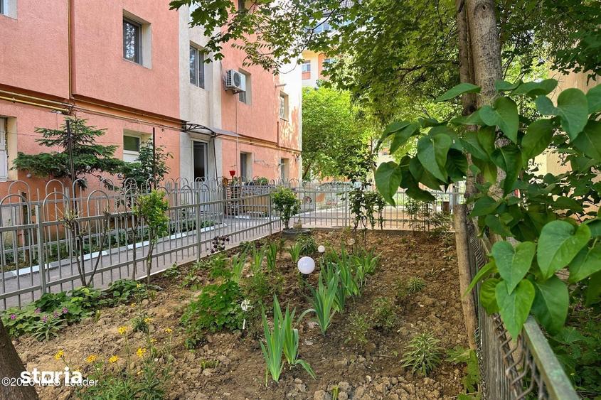 Apartament cu 3 camere, mobilat în Vitan