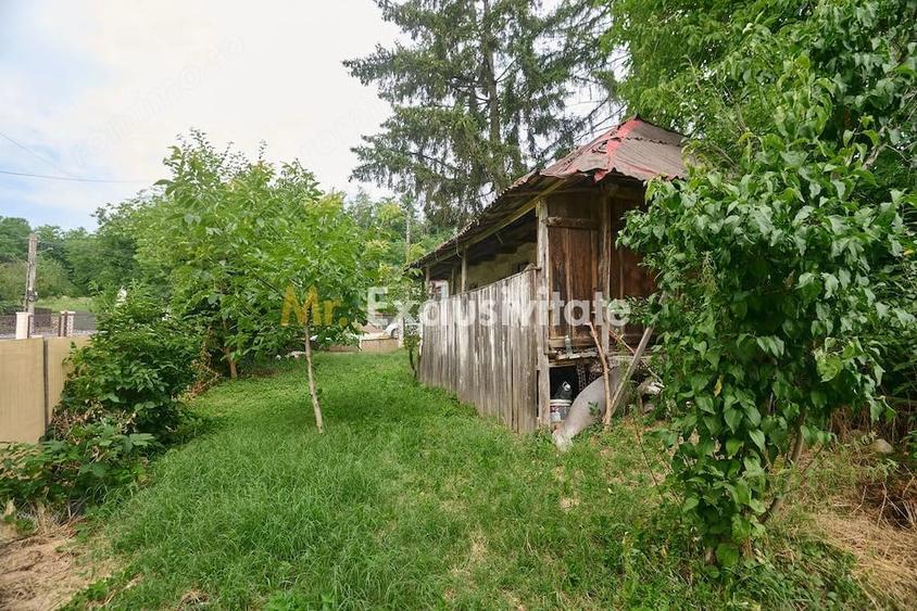 Teren de 2240 mp, în Moșoaia