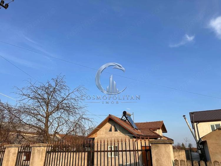 Casă cu Teren 415 Mp în Vadu Pașii