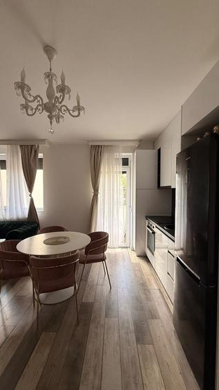 Apartament cu 2 camere semidecomandat în Florești
