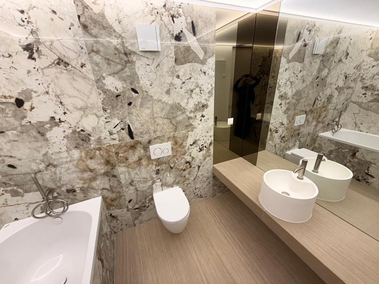 Apartament cu 3 camere în Iancu Nicolae
