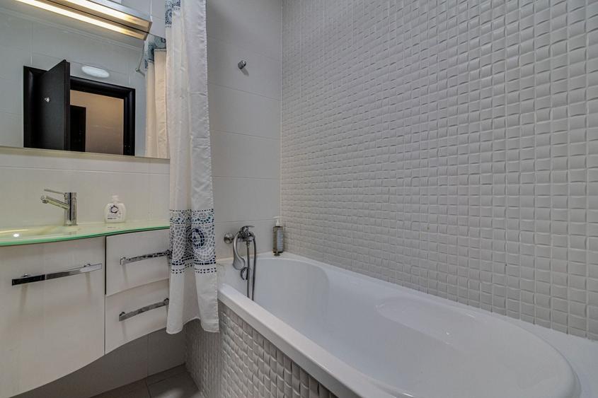 3 camere, LUMINOS, 90 mp + gradina 150 mp, View SUPERB,  Parcare! - 16