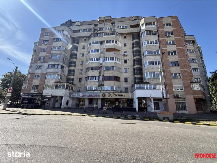 Apartament cu 3 camere decomandat în Mioriței