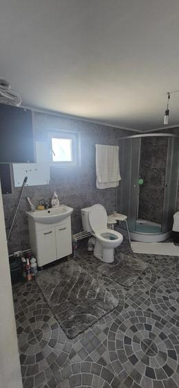 Casă cu 2 camere cu Teren 400 Mp în Central