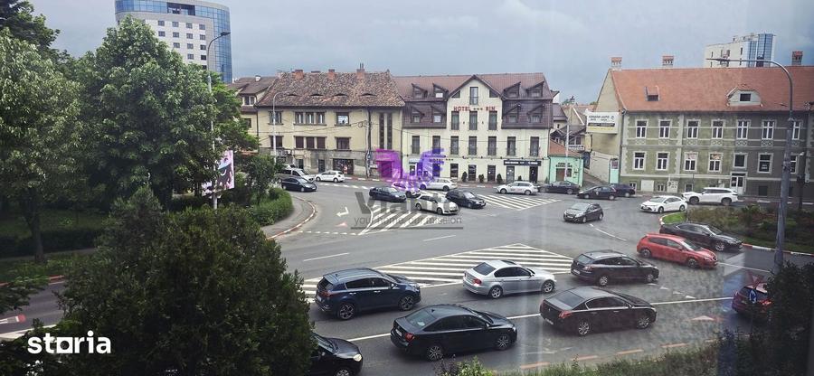 Apartament cu 3 camere în Calea Dumbrăvii