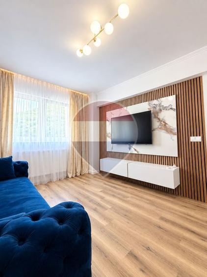 Apartament cu 2 camere decomandat, mobilat în Central