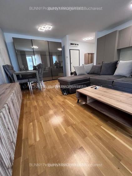 Apartament cu 4 camere semidecomandat în Domenii
