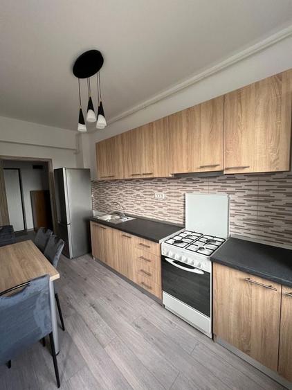Apartament cu 2 camere decomandat în Militari