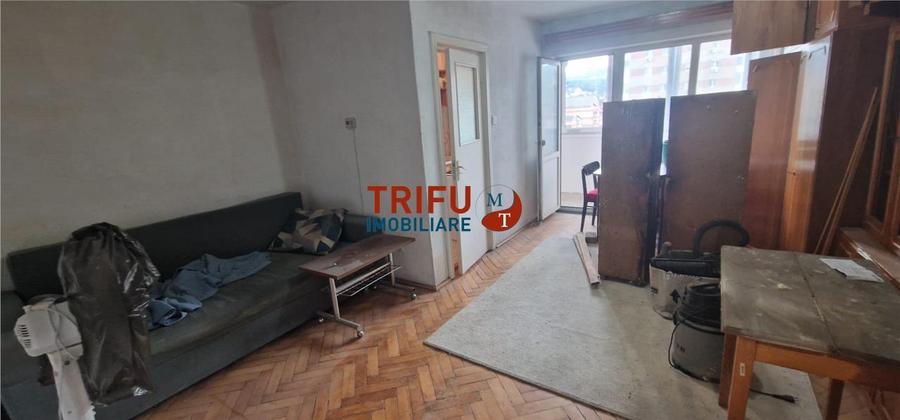 Garsonieră decomandată, mobilată în Cetate