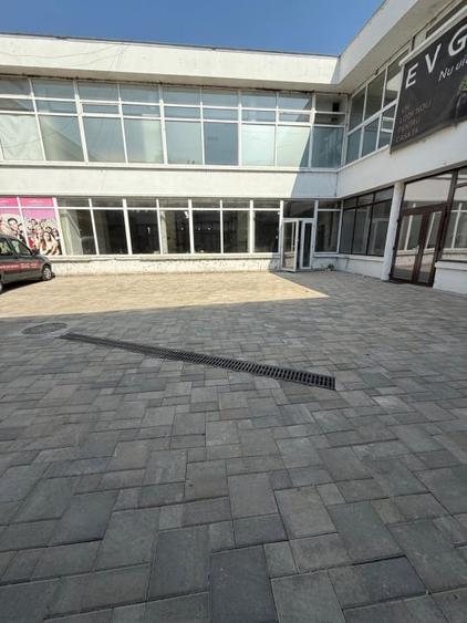 Spațiu comercial, de 600 mp, în Calea Severinului