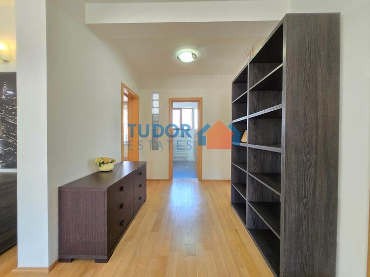 Apartament cu 4 camere în Herăstrău