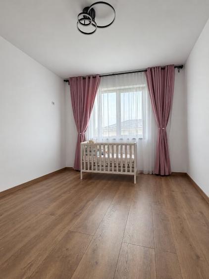 Casă cu 4 camere cu Teren 510 Mp în Balotești