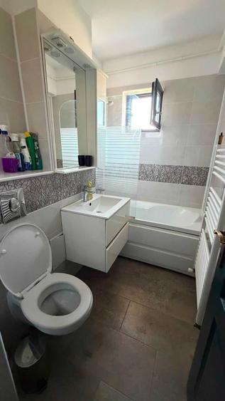 Apartament cu 2 camere semidecomandat în Ultracentral