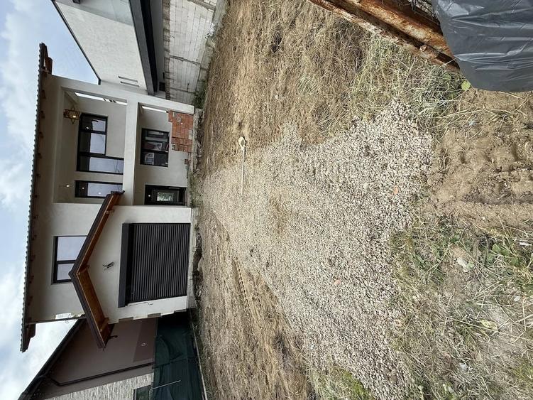 Casă cu Teren 670 Mp în Bucov