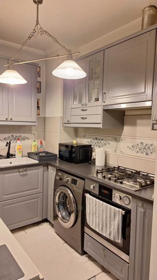 Apartament cu 2 camere decomandat în Crețuleasca