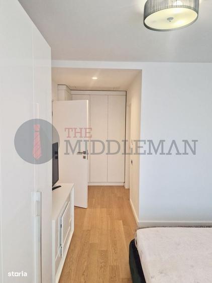Apartament cu 3 camere semidecomandat în Aviației