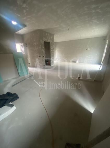 Duplex cu 5 camere cu Canalizare în Iris