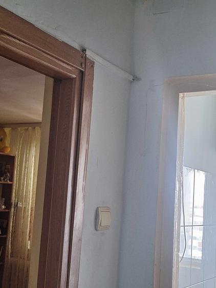Apartament cu 2 camere semidecomandat în Progresul