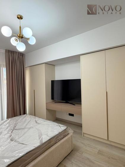 Apartament cu 3 camere semidecomandat, mobilat în Dristor