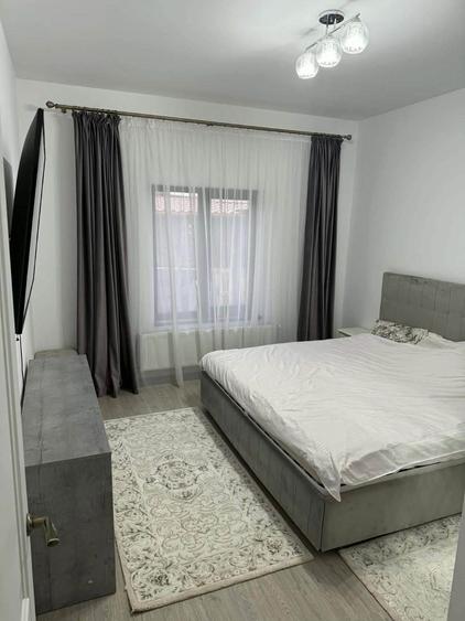 Casă individuală cu 3 camere cu Canalizare în Nord-Vest