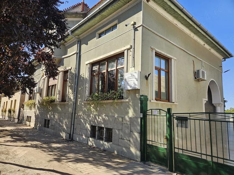 Casă cu Teren 2877 Mp în Tomnatic
