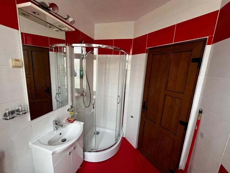 Apartament cu 2 camere semidecomandat în Ultracentral