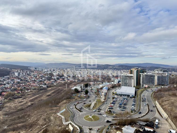 Apartament cu 4 camere semidecomandat în Zorilor
