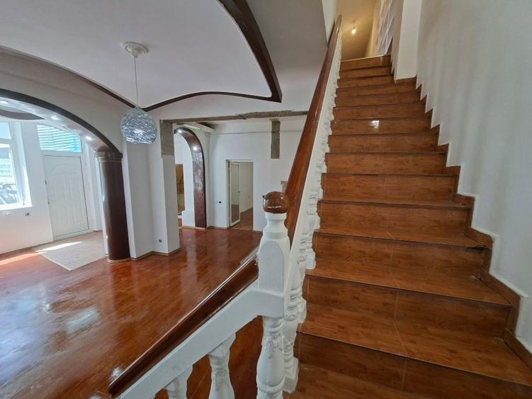 Piata Unirii, Calea Calarasilor, Hala Traian, PROPRIETAR, vand casa P+M, 4 cam. - 11