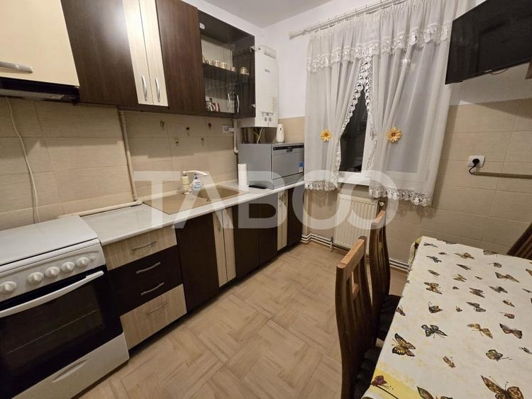 Apartament cu 2 camere decomandat, mobilat în Vasile Aaron
