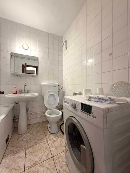 Apartament cu 2 camere decomandat în Gară