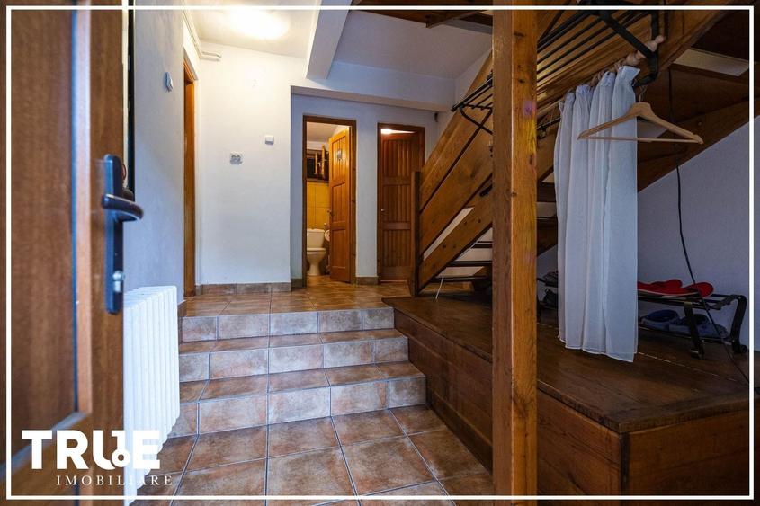 Casă individuală cu 5 camere cu Canalizare în Nord-Est