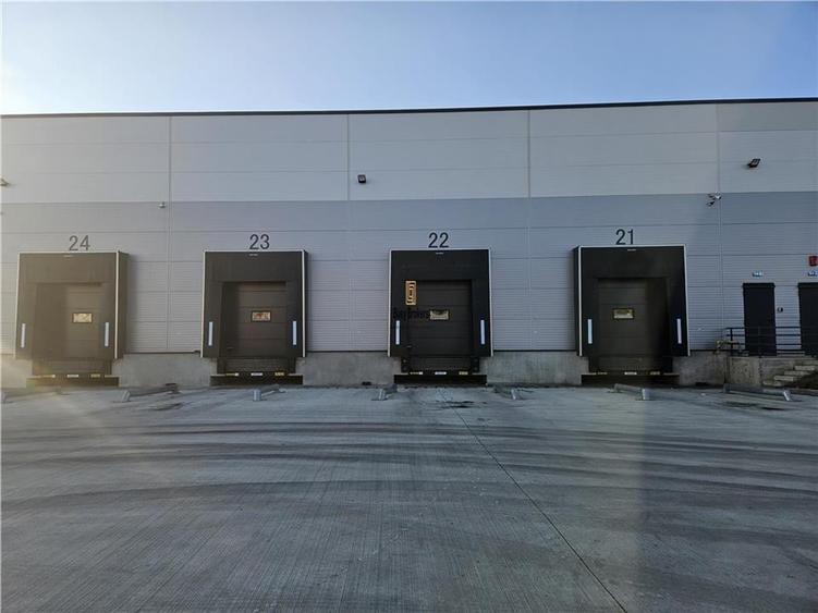 Spațiu industrial, de 2,500 mp, în Aeroport