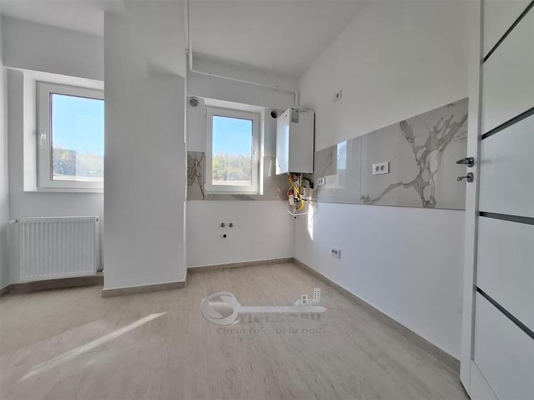 Apartament cu 3 camere decomandat în Galata