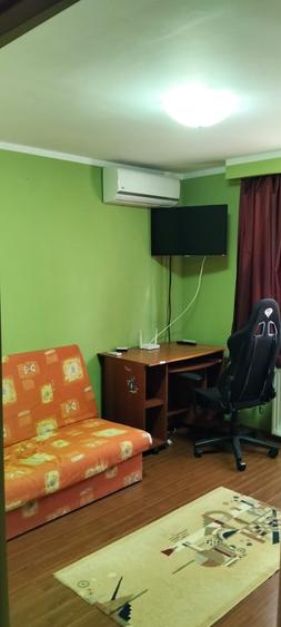 Apartament cu 3 camere decomandat, mobilat în Basarabia
